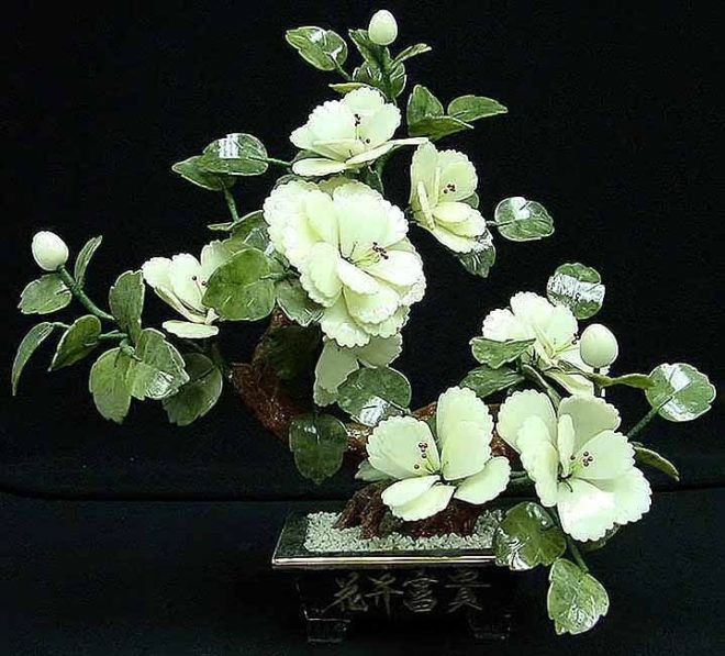 бонсай из нефрита